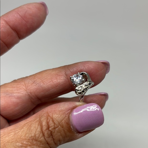 😀 2/$15 Pretty Silver Plated Heart Ring with Faux Diamond - Picture 10 of 10